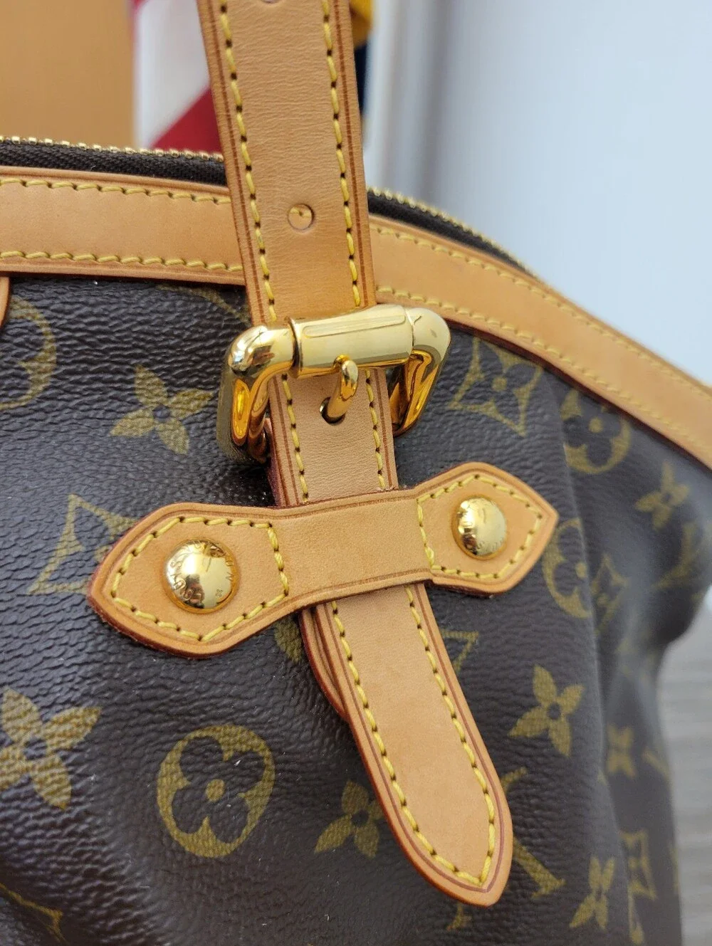Louis Vuitton Tivoli GM Tote Bag